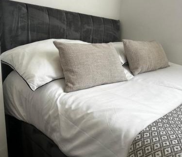 Lincoln House | Lincoln city centre rooms P&S