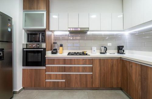 Miraflores Apartment | Linden 2BR by Geko