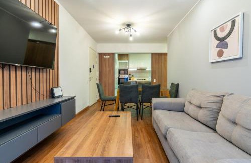 Miraflores Apartment | Linden 2BR by Geko
