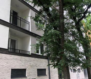 Subotica Apartment | Linden Flower