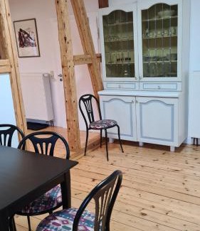 Hatzfeld Apartment | Lindenwohnung an historischer Mühle