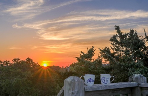 Ocracoke House | Lindley: Near restaurants, spacious screened porch, rooftop deck.