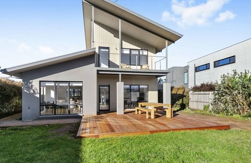 Torquay House | Links Idyllic Break 47