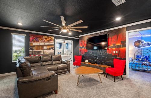 Four Corners House | Linksview Villa