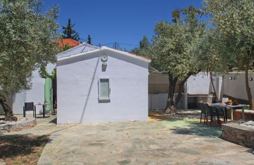 Alikias House | Liogerma Cottage