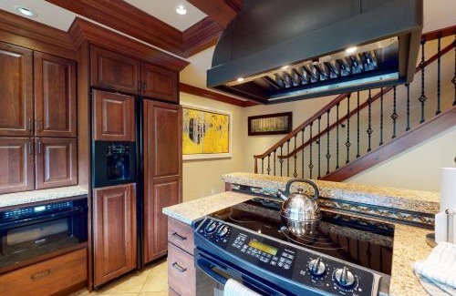 Vail Ski Chalet | Lion Square Lodge South 750