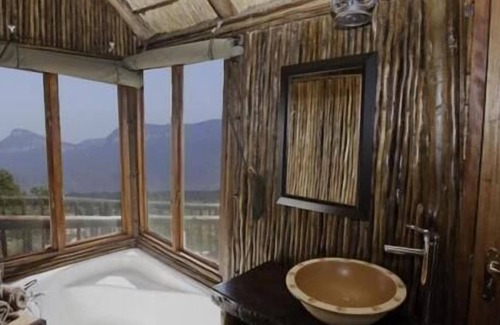 Thorny Bush Game Reserve Other | Lion Tree Top Lodge