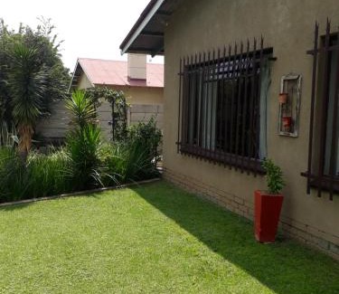 Middelburg Apartment | LISANÉ ACCOMMODATION