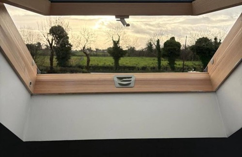 Lisburn Apartment | Lisburn - 1 Bedroom - Sleeps 2 - Street Parking