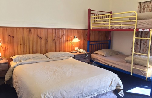 Bowenfels Hotel | Lithgow Valley Motel