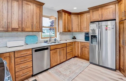 Lake Oconee House | Little Bear's Big Backyard 31+ day stays