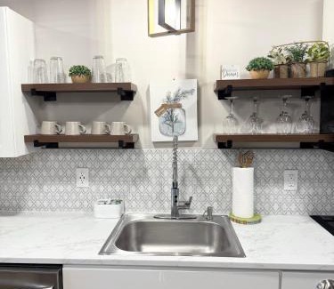 Hickory House | Little Bit-A-Cozy, 2BR Retreat