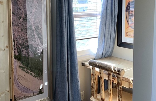 Red Lodge House | Little Blue Lodge - The Authentic Red Lodge Experience