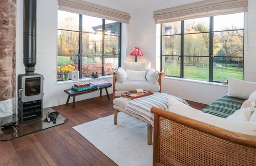 Fiddington Cottage | LITTLE COMBE, romantic, character holiday cottage in Crowcombe