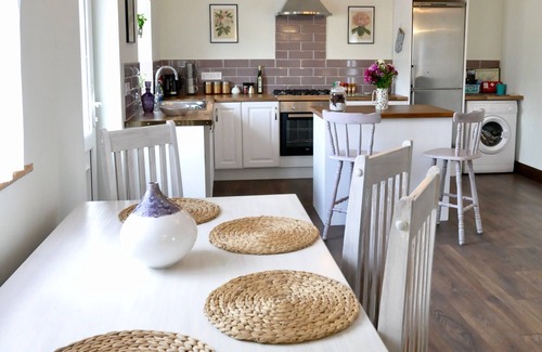Dingle Cottage | Little Cottage Lispole