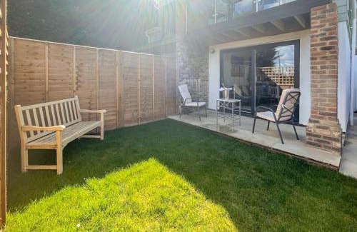 Felpham House | Little Crickets