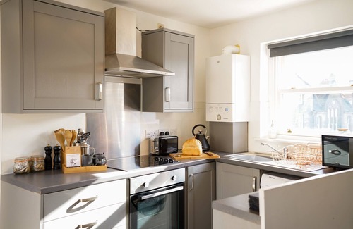 Berwick-upon-Tweed Apartment | Little Edge: Bright and Modern Central Apartment