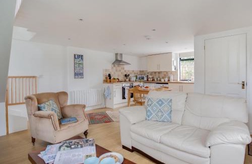 Milborne Saint Andrew House | Little England Cottage