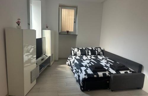 Angera Apartment | Little Haven