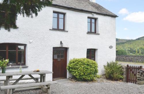 Penny Bridge House | Little Knott