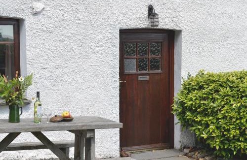 Penny Bridge House | Little Knott