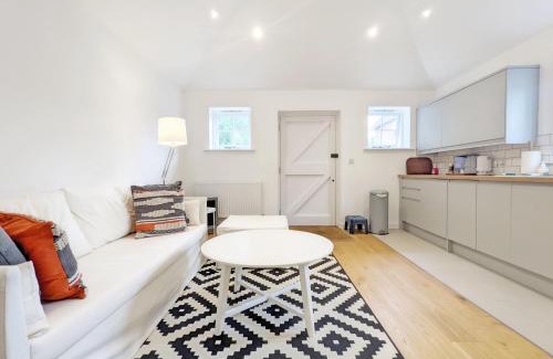 Tangmere House | Little Maplewood, Tangmere