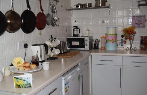 Dawlish House | Little Mermaid Cottage