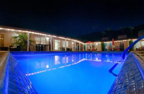 Tahquitz River Estates Hotel | Little Paradise Hotel