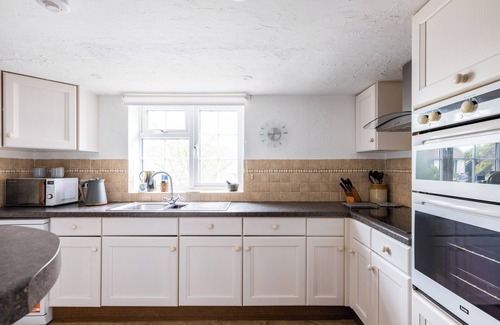 Wadebridge Cottage | LITTLE PITYME, pet friendly, character holiday cottage in Rock
