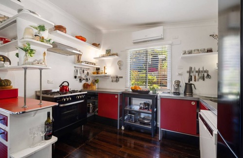 Katoomba House | Little Red in Katoomba