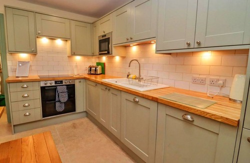 Little Rissington House | Little Rissington - Barn Two by Interhome