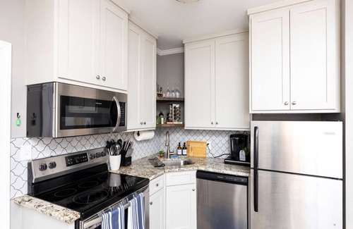 Downtown Little Rock Apartment | Little Rock Spot| Comfy| Central| Free Park