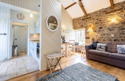 Haverfordwest Cottage | Little Rogeston Cottage, Holiday Cottage Near Nolton Haven, Sleeps 2, 1 bedrooms, bathrooms