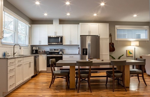 Woodfin Villa | Little Sparrow | Newly-Built, Pet-Friendly Villa in Asheville with Hot Tub