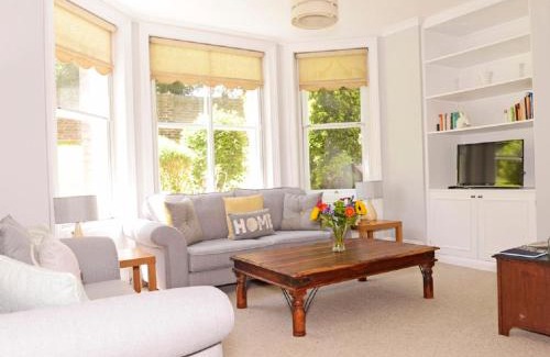 Eastbourne Apartment | Littledale Haven