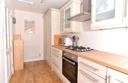 Eastbourne Apartment | Littledale Haven