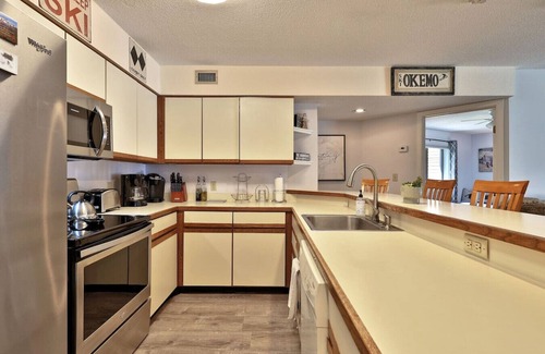 Ludlow Apartment | Littlefield, Okemo Mtn Lodge A302