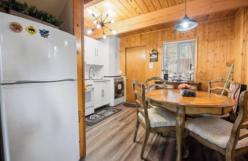 Big Bear Cabin | Littlefoot Cabin - Tranquility awaits at this cozy home with Hot Tub!