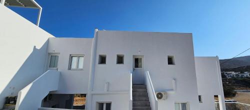 Alopronia Apartment | Livadi Village Sikinos