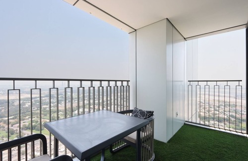 Za'abeel 2 Apartment | Livbnb-3BR Suite next to Dubai Mall with Burj View