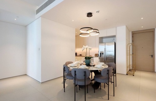Dubai Apartment | Livbnb | Beachfront 2B with Sea & Ain Dubai Views