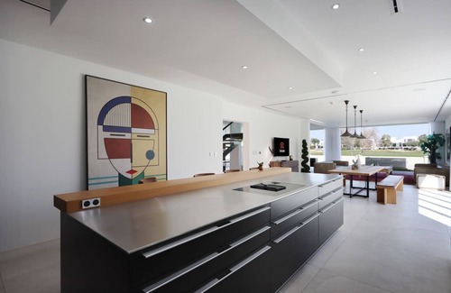 Dubai Villa | Livbnb-Luxurious Family Getaway, 6BR Villa