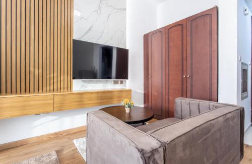 Al Hamra Village Apartment | Live and experience a stunning Sea View Studio