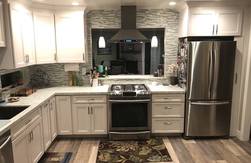 San Luis Obispo House | LIVE, LAUGH, LOVE the Hot Tub! Walk to Downtown (~20 min)