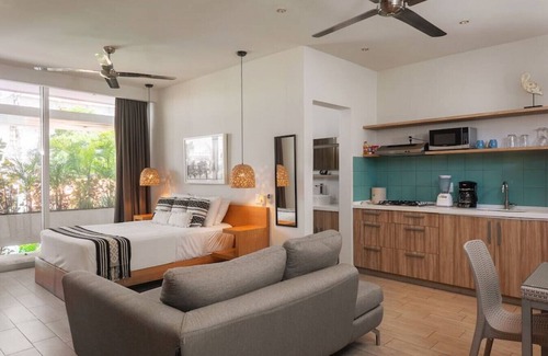 Luis Donaldo Colosio Apartment | "Live Like a Local: Steps from Beach, Weekly Promo!"