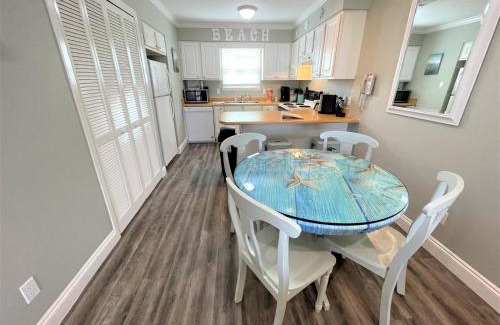 Gulf Shores House | LIVE ON ISLAND TIME! GREAT GULF SHORES BEACH CONDO, VERY NICE