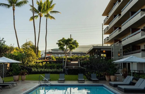 Historic Kailua Village House | Live the Island Life: 2 Modern Rooms, Pool, Bikes, Daily Poolside Yoga