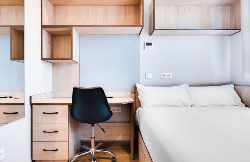 Cruz de Humilladero House | Livensa Living Studios Málaga Feria
