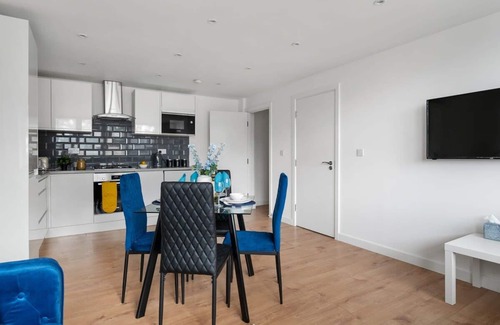 Aylesbury Apartment | Livestay Modern One Bed Apartment in Aylesbury2