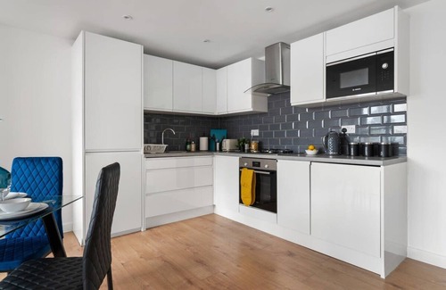 Aylesbury Apartment | Livestay Modern One Bed Apartment in Aylesbury2